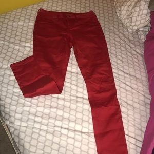 red jeggings